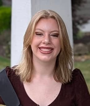 Dorothy Hamilton, voice student of Brynn Jacobs